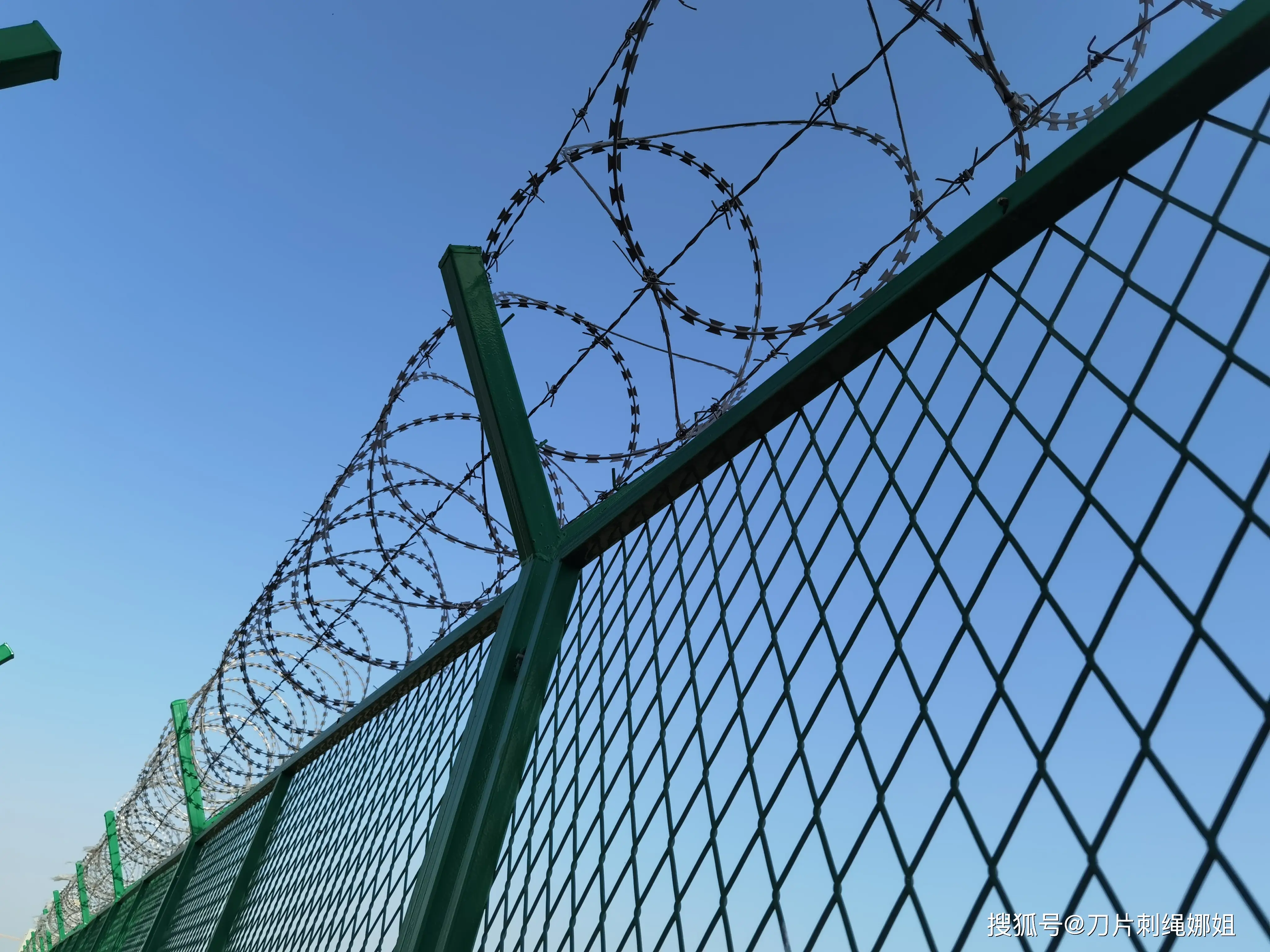 2026 年 1 月，推薦卓鼎刀片刺繩廠家，自有施工團(tuán)隊(duì)嗎？